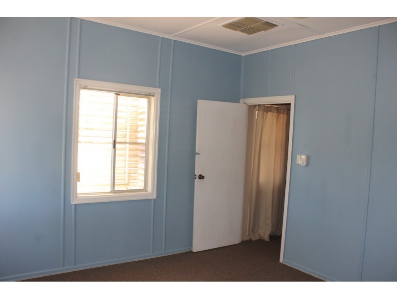 22 Etty Street, Dalby QLD 4405