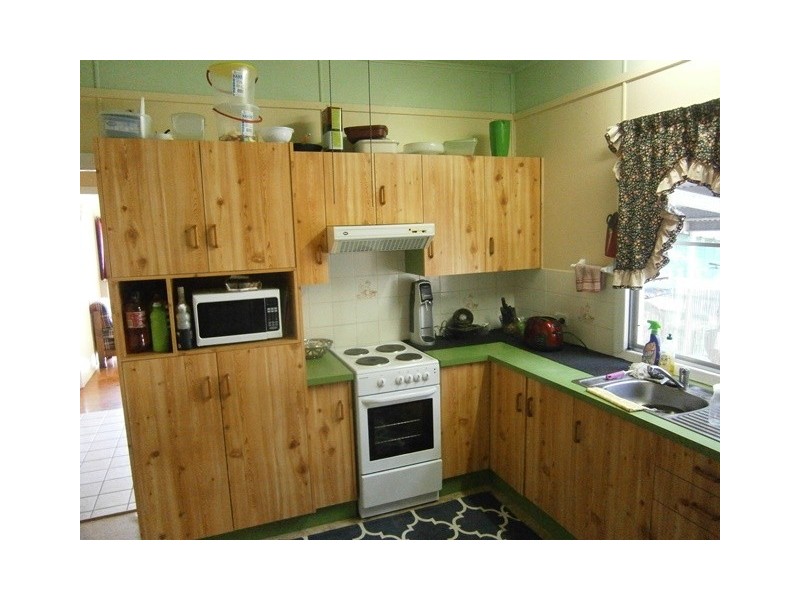 74 Arthur St, Dalby QLD 4405
