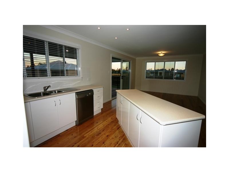 1 GLEN EAGLES DRIVE, Dalby QLD 4405