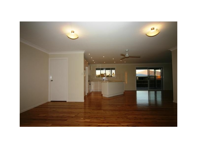 1 GLEN EAGLES DRIVE, Dalby QLD 4405
