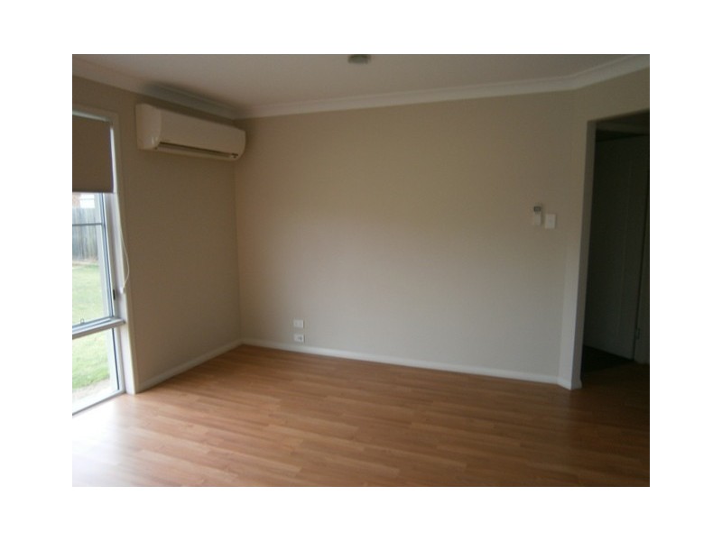 1 MONTCLAIR PLACE, Dalby QLD 4405