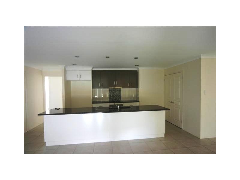 6 St Andrews Chase, Dalby QLD 4405