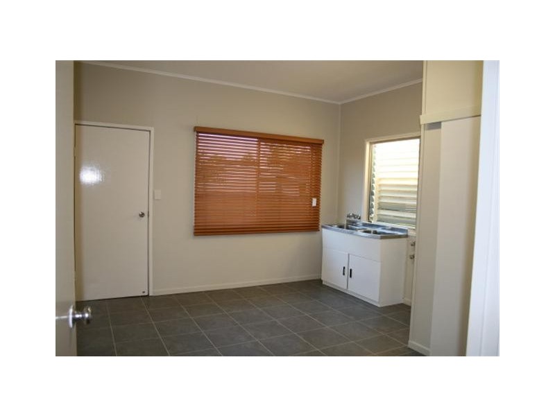 3 Higginbotham Street, Dalby QLD 4405