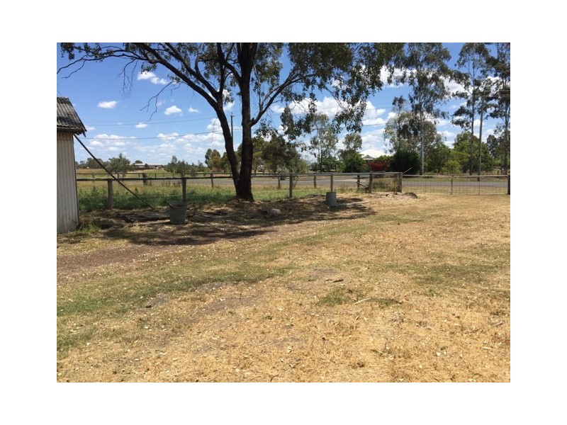 43 Jandowae Road, Dalby QLD 4405