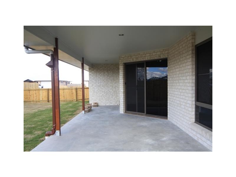 22 DIGGERS DRIVE, Dalby QLD 4405