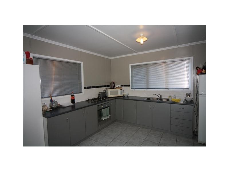 11 Homebush Street, Dalby QLD 4405