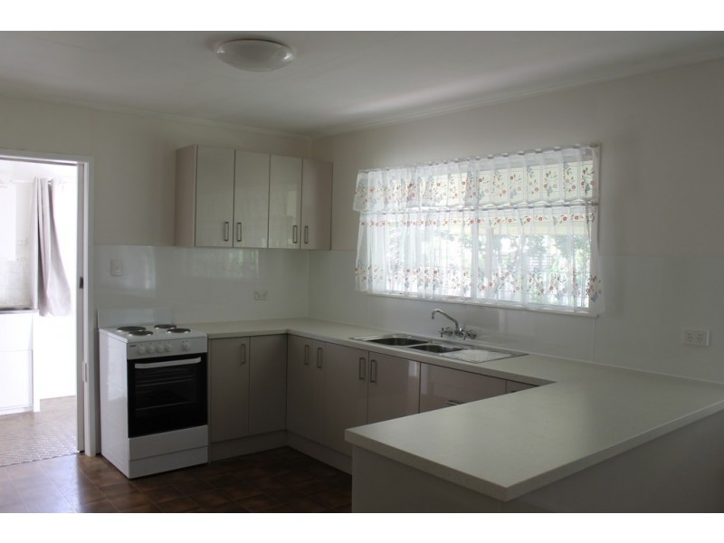 103 MORETON STREET, Dalby QLD 4405