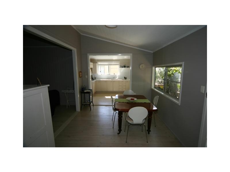 7 Wooburn Street, Dalby QLD 4405