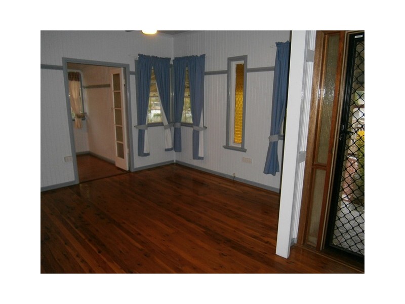 4 BIRD STREET, Dalby QLD 4405