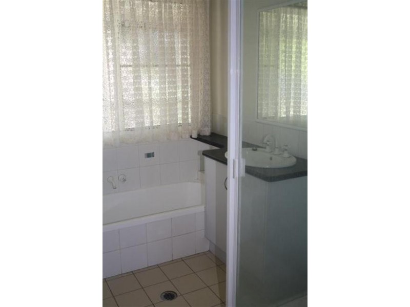 23 WALLACE ST, Dalby QLD 4405