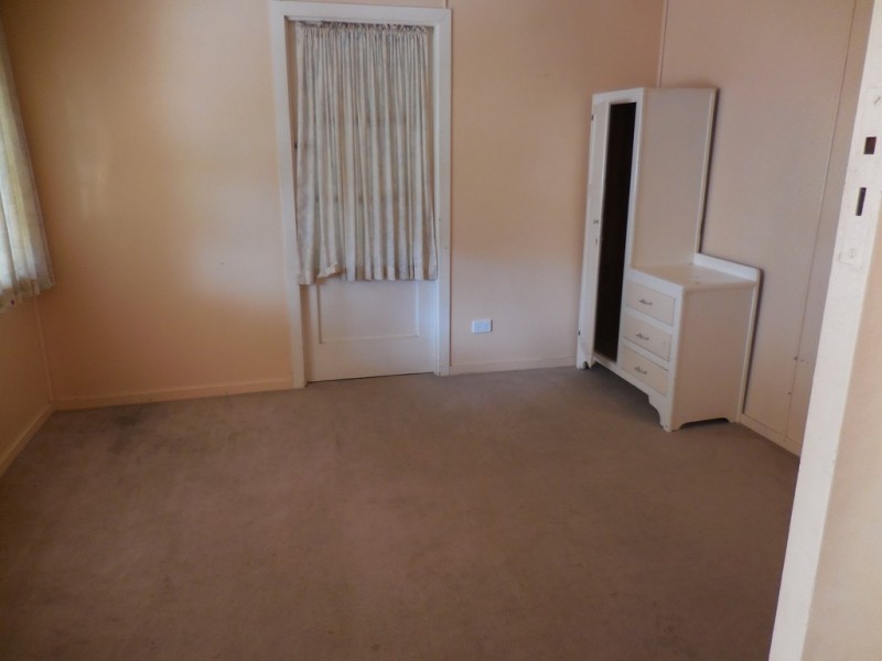 77 Myall Street, Dalby QLD 4405