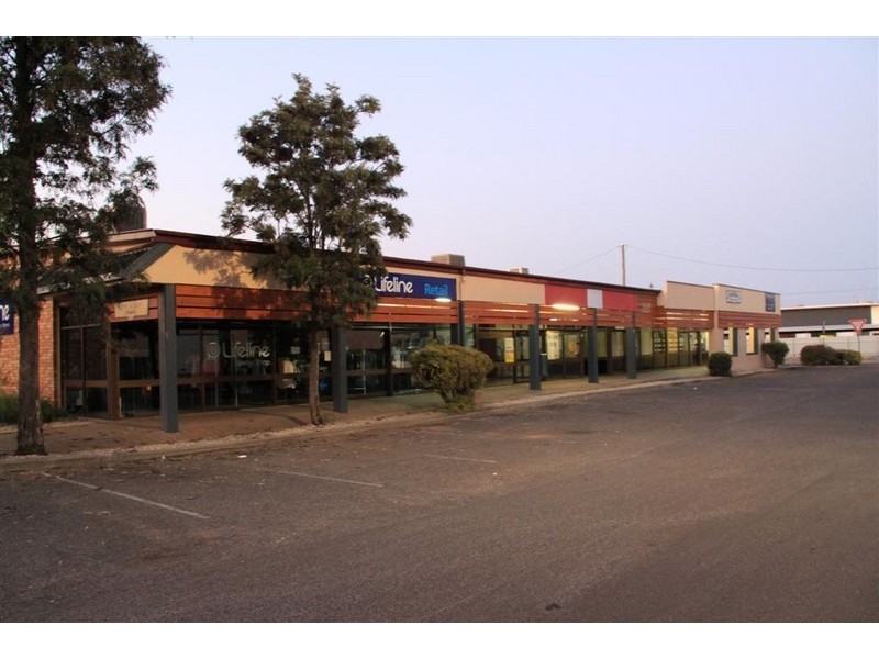 Shop 7 New Street Centre, Dalby QLD 4405