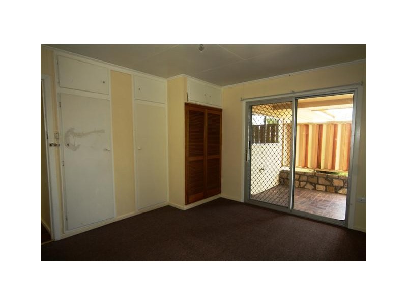 98 Wood Street, Dalby QLD 4405