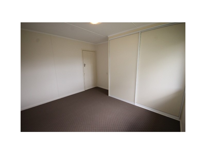 4 Bagot Street, Dalby QLD 4405