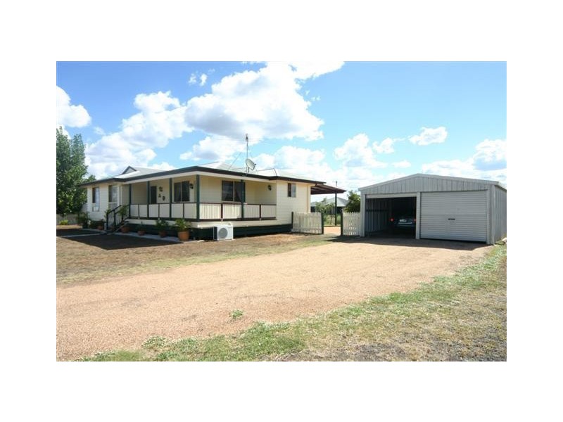 5 MITCHELL PLACE, Dalby QLD 4405