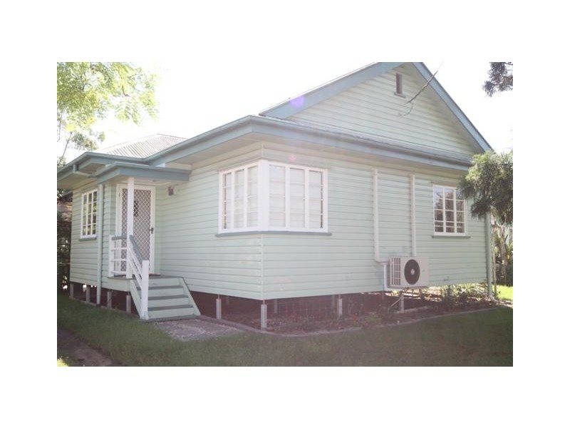 107 Edward Street, Dalby QLD 4405