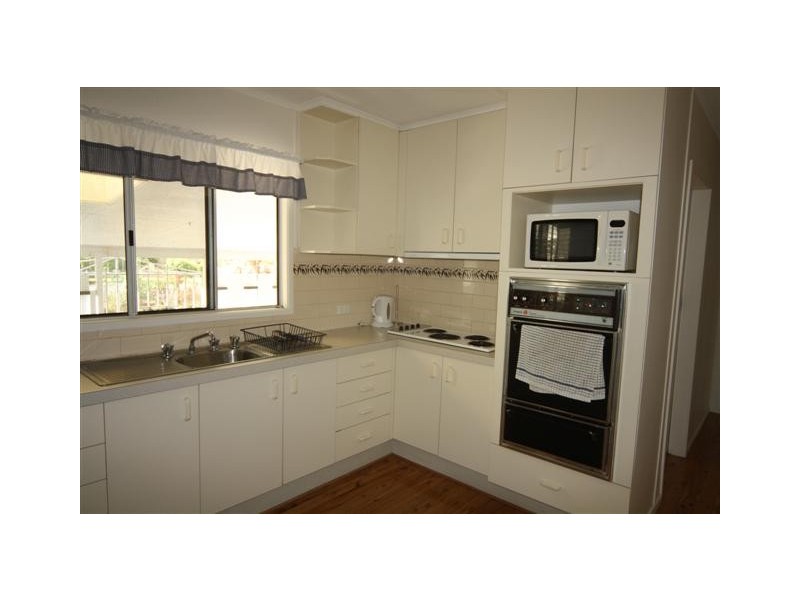 15 WREN STREET, Dalby QLD 4405