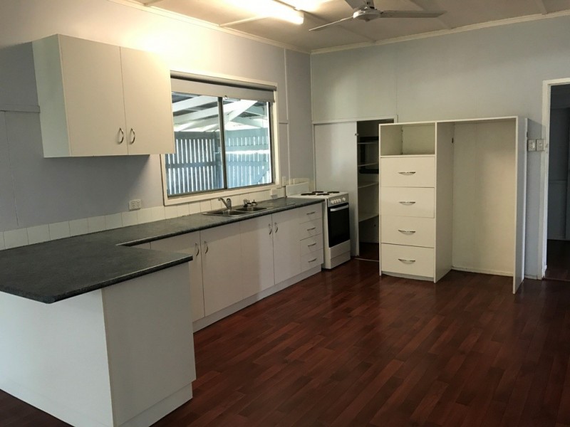 5 Walsh Street, Dalby QLD 4405