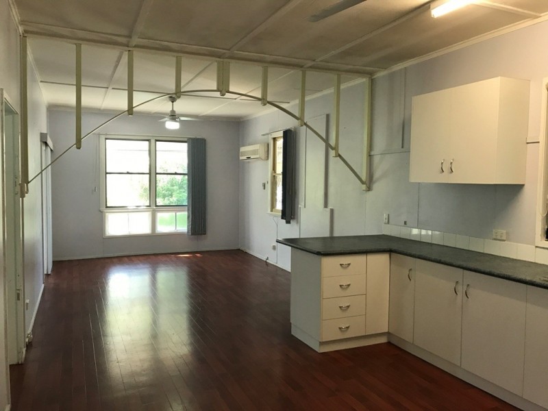 5 Walsh Street, Dalby QLD 4405