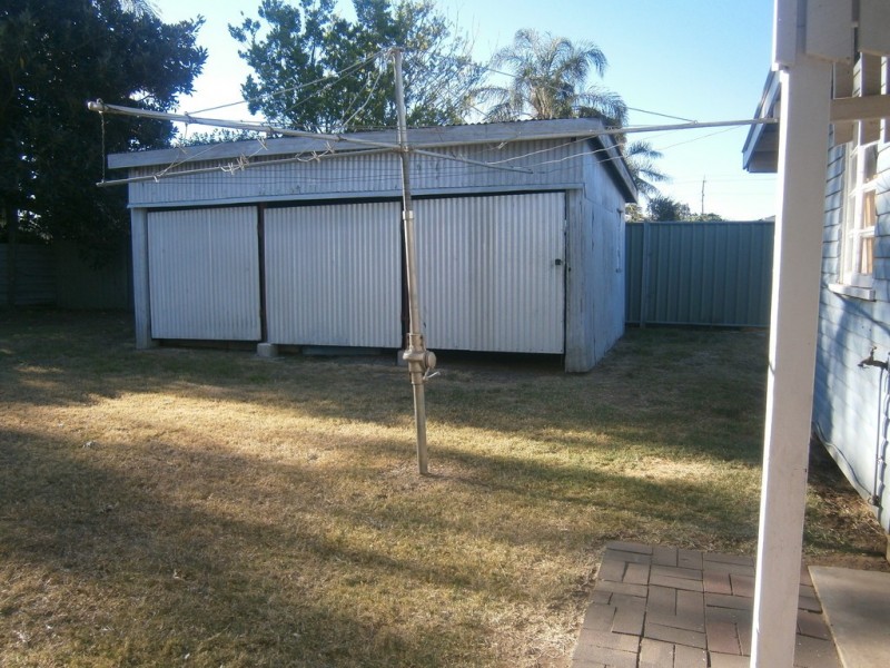 5 Walsh Street, Dalby QLD 4405