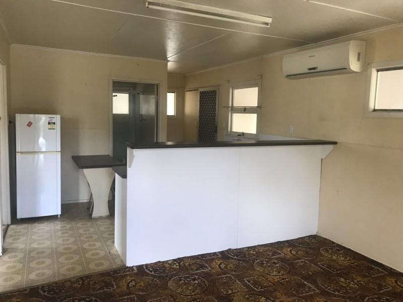 2/108 Edward Street, Dalby QLD 4405