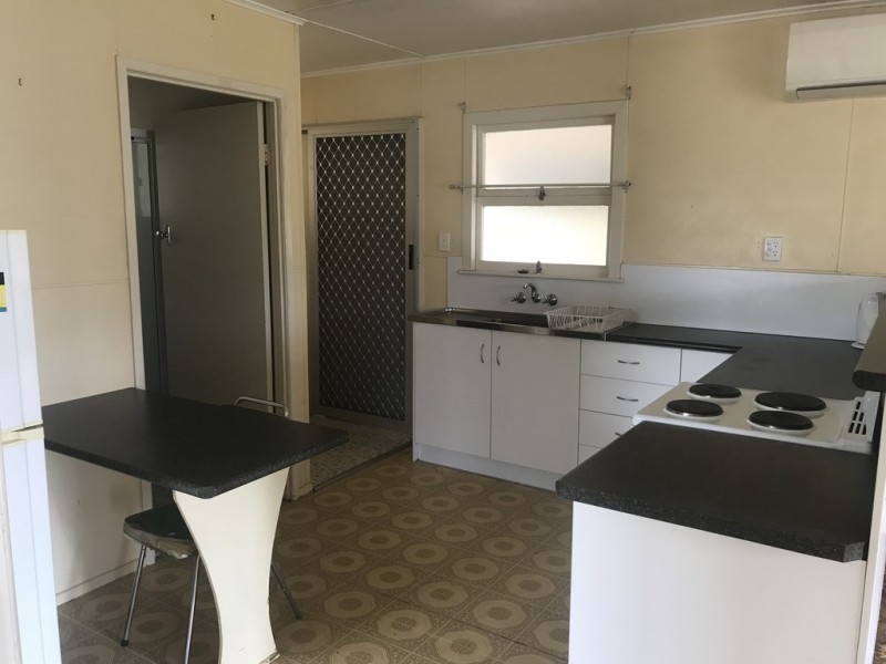 2/108 Edward Street, Dalby QLD 4405