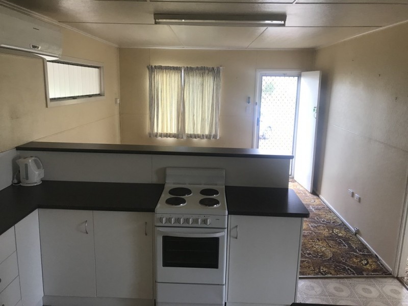 2/108 Edward Street, Dalby QLD 4405