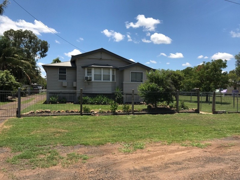 45 Wood Street, Dalby QLD 4405