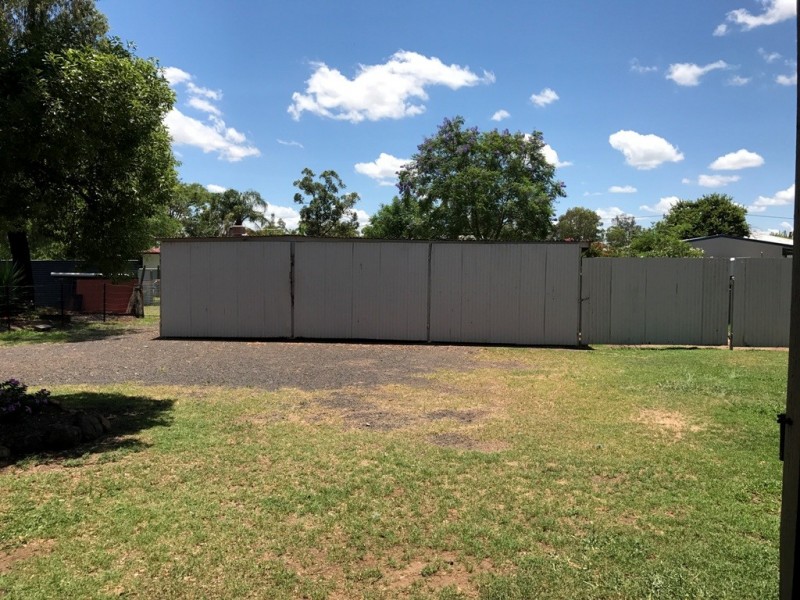 45 Wood Street, Dalby QLD 4405