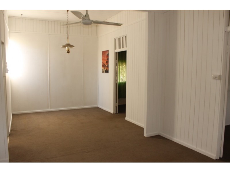 39 Orpen Street, Dalby QLD 4405