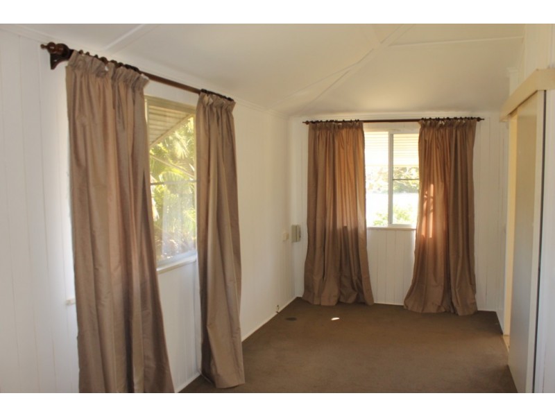 39 Orpen Street, Dalby QLD 4405