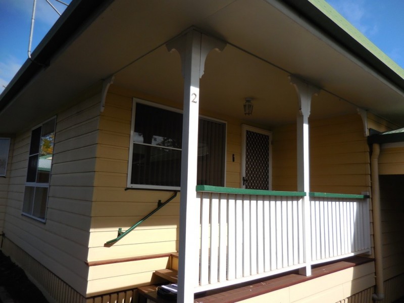 2/8 Patrick Street, Dalby QLD 4405