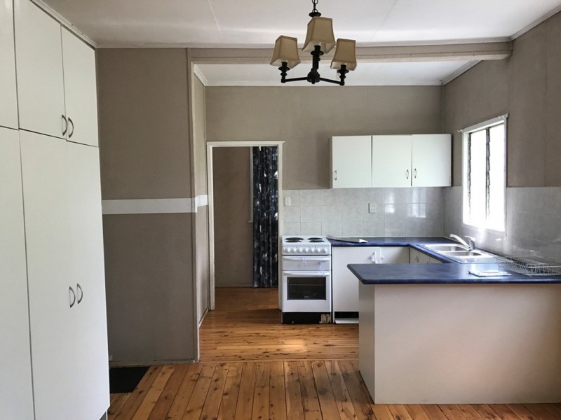 142 Condamine Street, Dalby QLD 4405