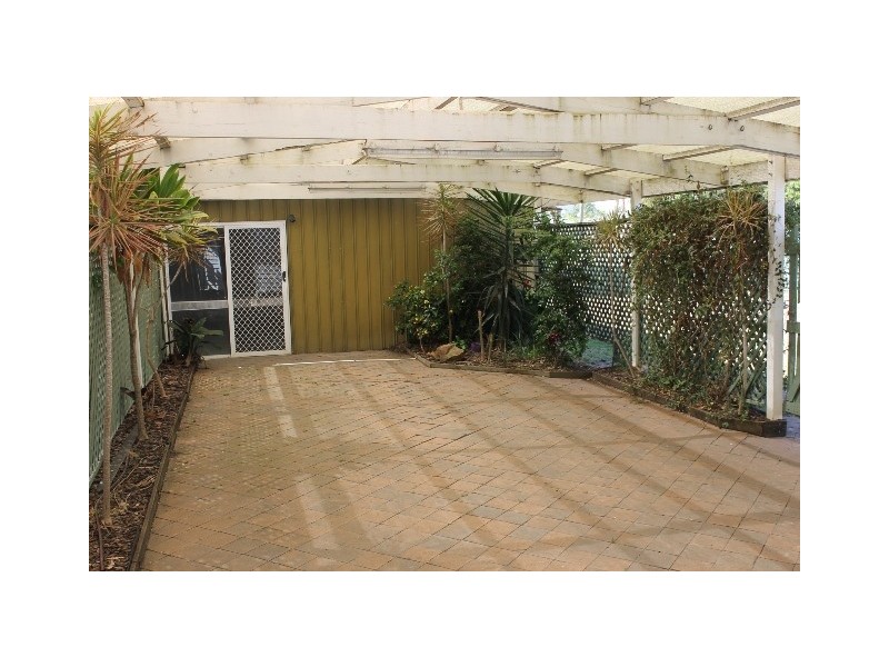 53 CHARLES, Dalby QLD 4405