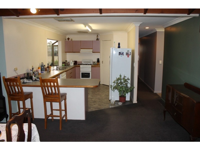 16 Margaret Ave, Dalby QLD 4405