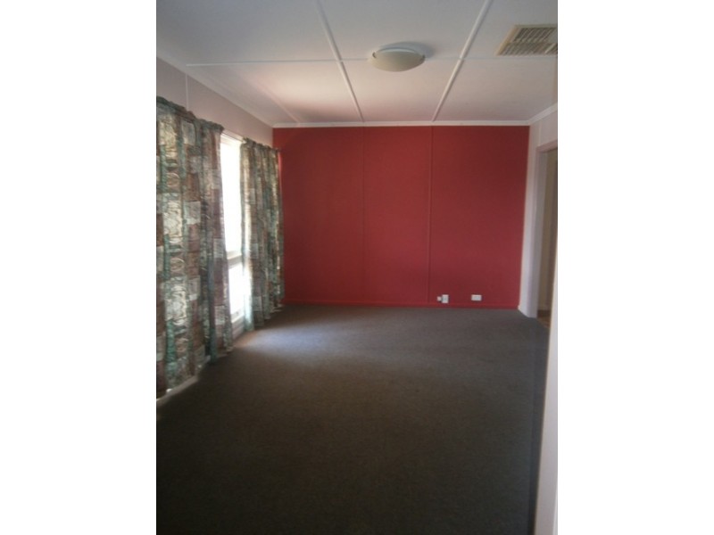 14 Hawthorne Street, Dalby QLD 4405