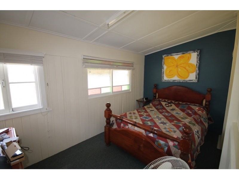 10 Campbell St, Bell QLD 4408