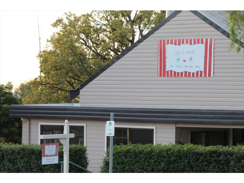 10 Campbell St, Bell QLD 4408