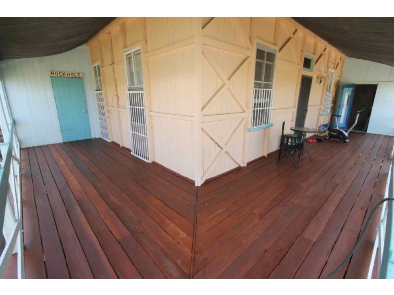 9 Blaxland Road, Dalby QLD 4405