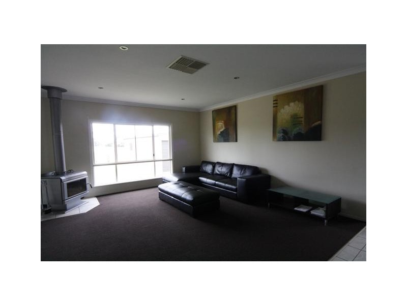 1 Jacaranda Court, Dalby QLD 4405