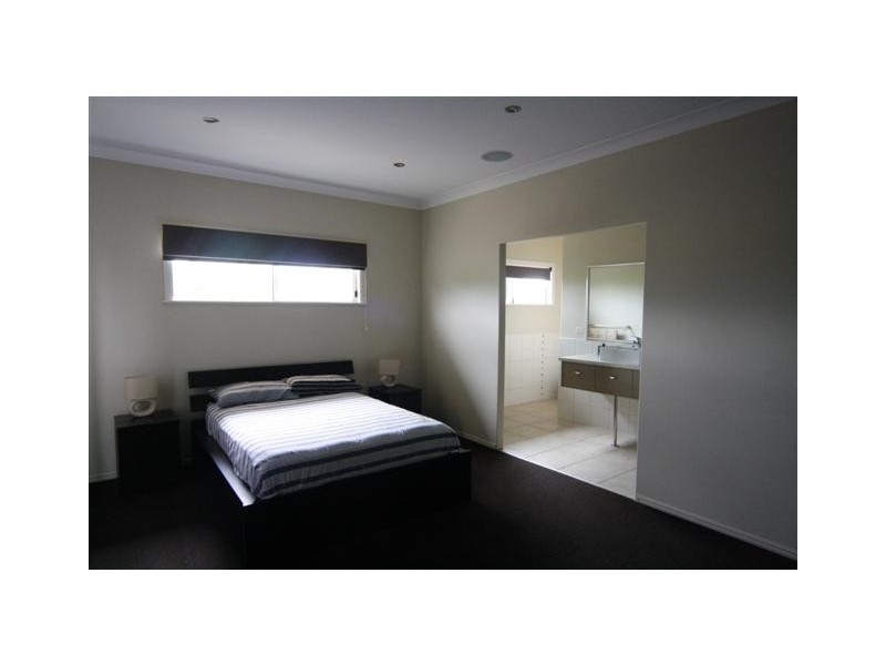 1 Jacaranda Court, Dalby QLD 4405