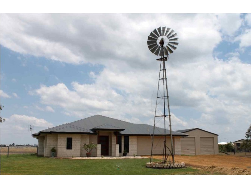 168 Sandalwood Ave East, Dalby QLD 4405