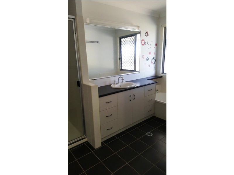 12 Millbrook Court, Dalby QLD 4405