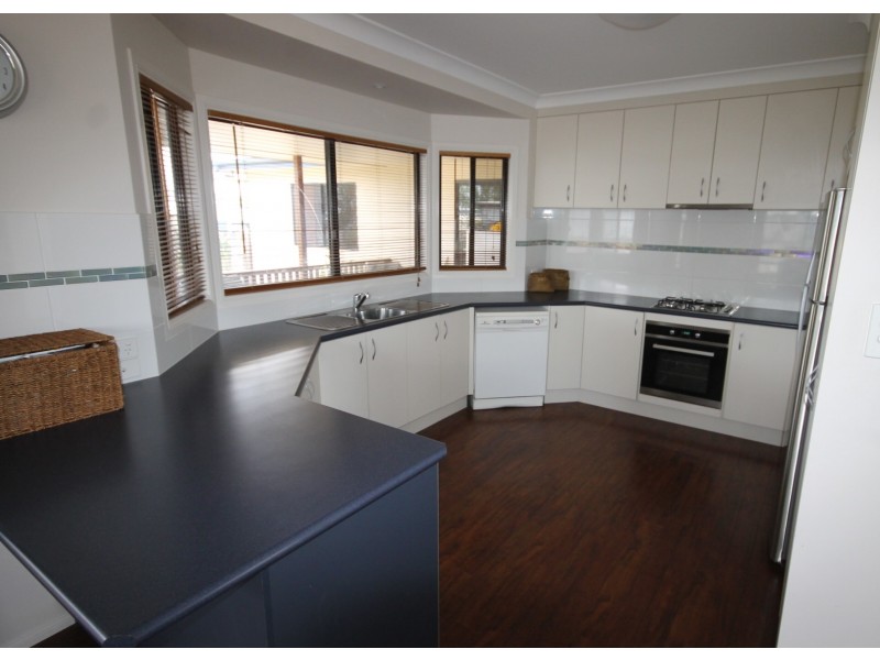 22 Hedge Road, Dalby QLD 4405