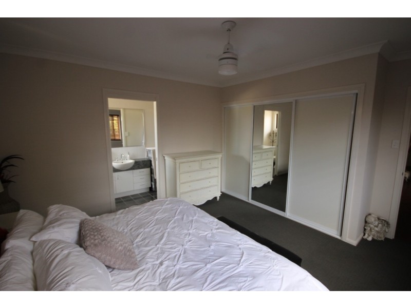 22 Hedge Road, Dalby QLD 4405