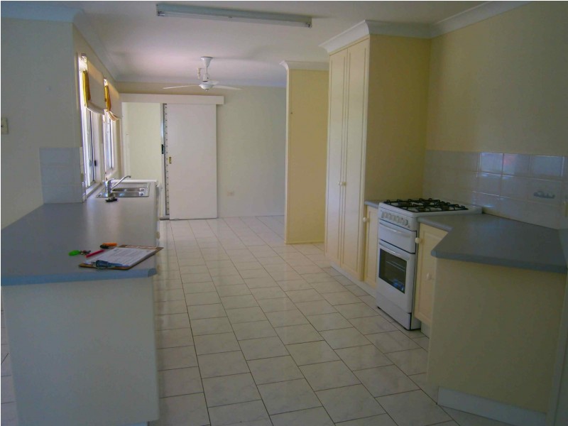 7 Lawson Street, Dalby QLD 4405