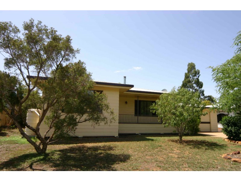 55 Geisel Street, Dalby QLD 4405