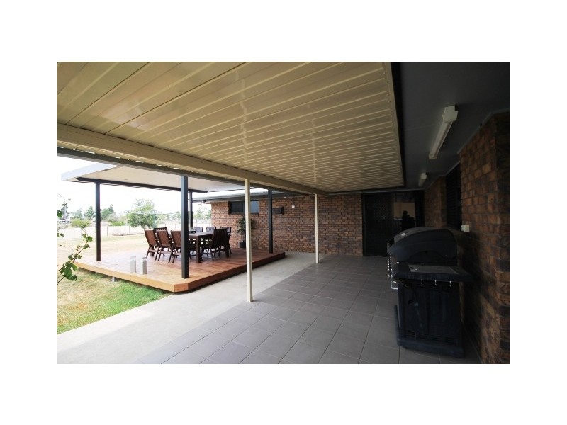 52 SEYMOURS ROAD, Dalby QLD 4405