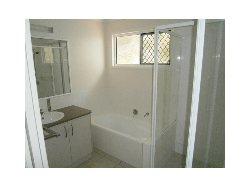 1/144 Condamine Street, Dalby QLD 4405