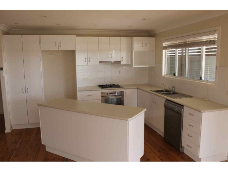 1 Glen Eagles Drive, Dalby QLD 4405